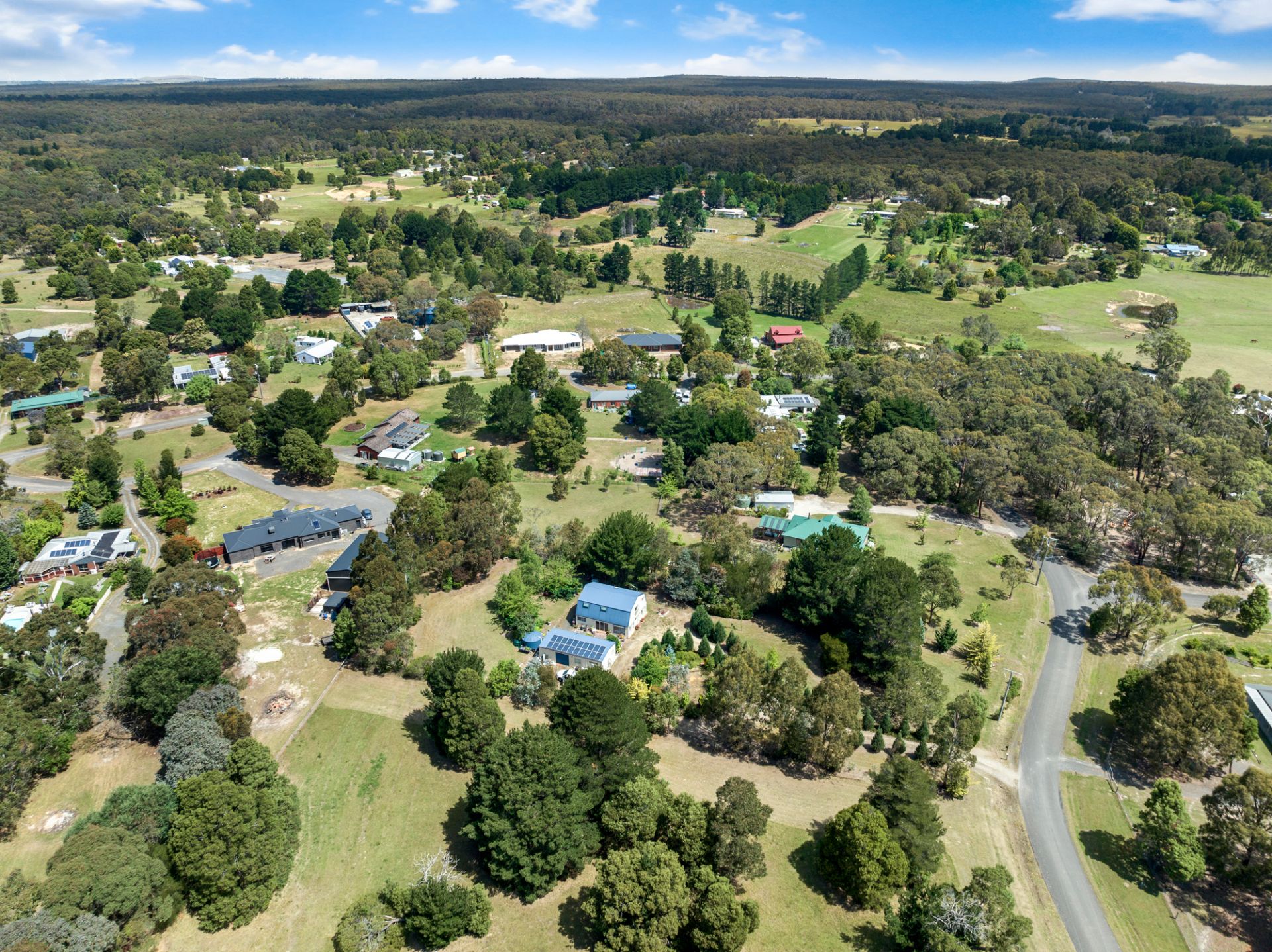 38 Wattledale  Avenue, Enfield, Enfield - Thumbnail 2