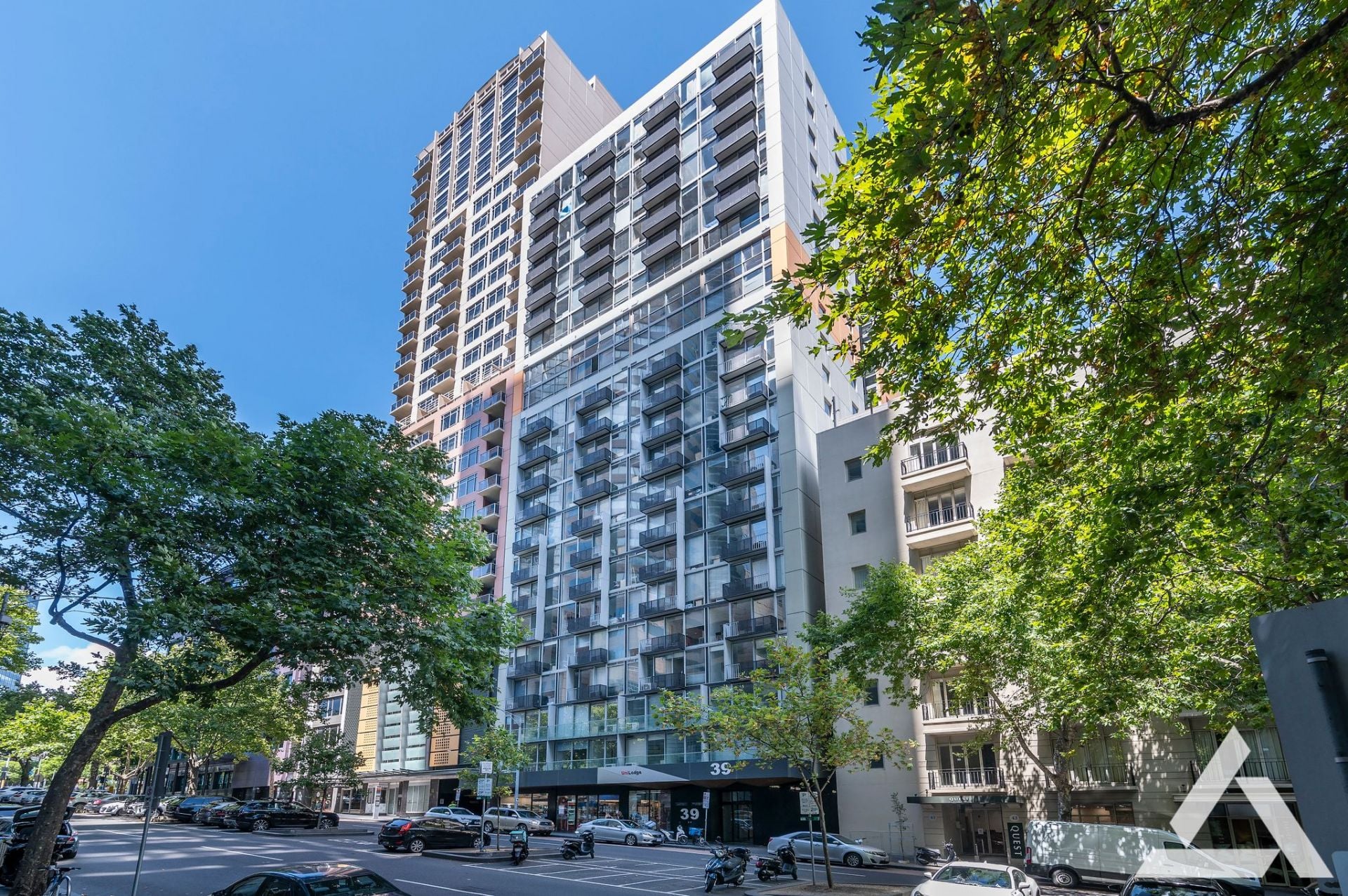 1303/39 Lonsdale Street Melbourne, Melbourne - Thumbnail 2