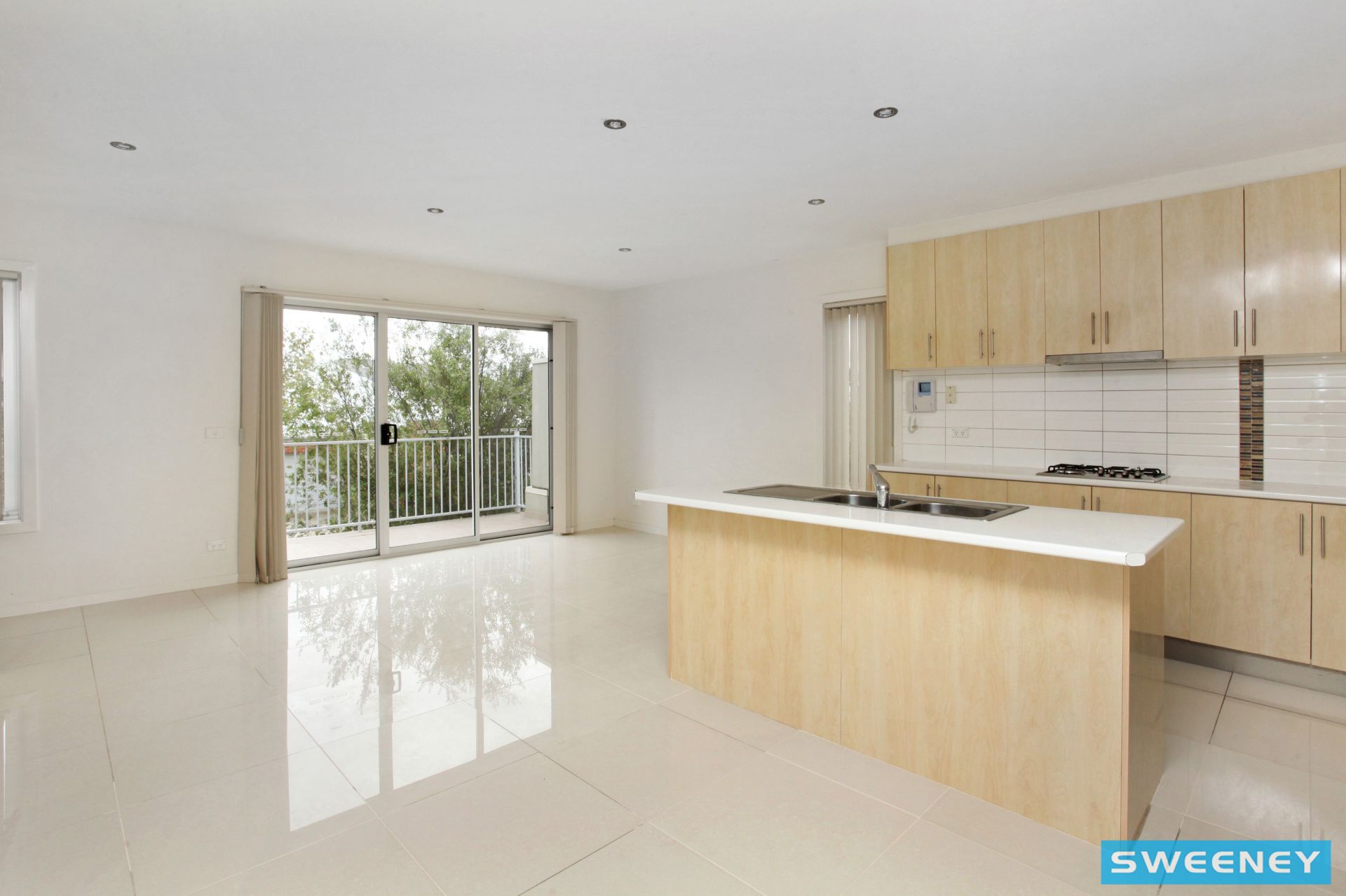 3/5-9 Strathvea Lane, Caroline Springs - Thumbnail 7