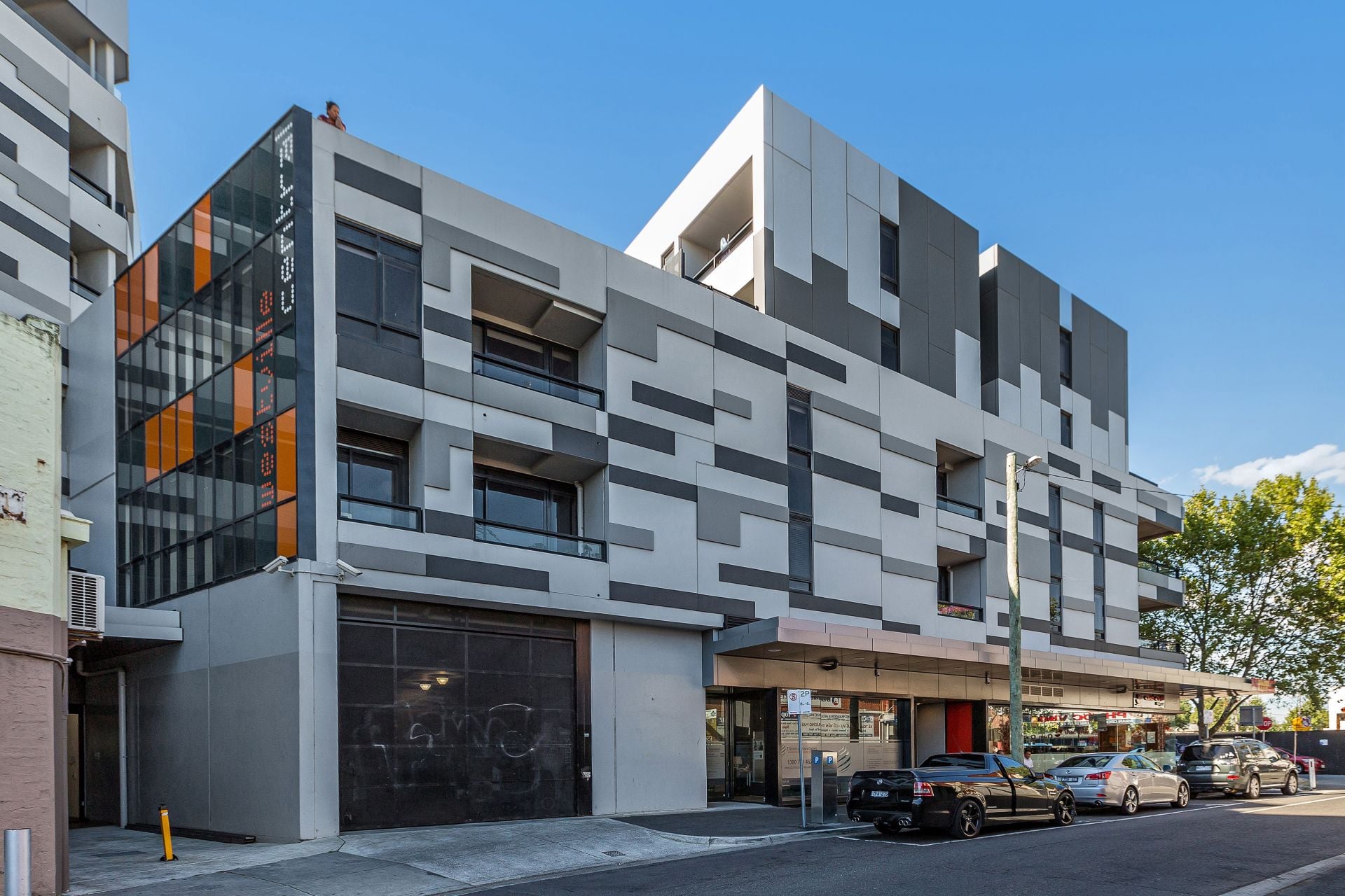 505B/2 Dennis Street, Footscray - Thumbnail 2