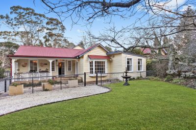 98 Railway Parade Leura 2780