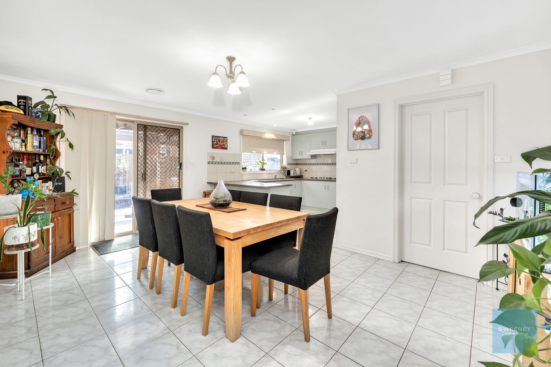 62 Stagecoach Crescent, Sydenham - Thumbnail 4