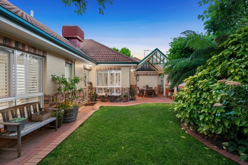 9 Rosewood Glen, Jerrabomberra Ian McNamee & Partners Pty Ltd