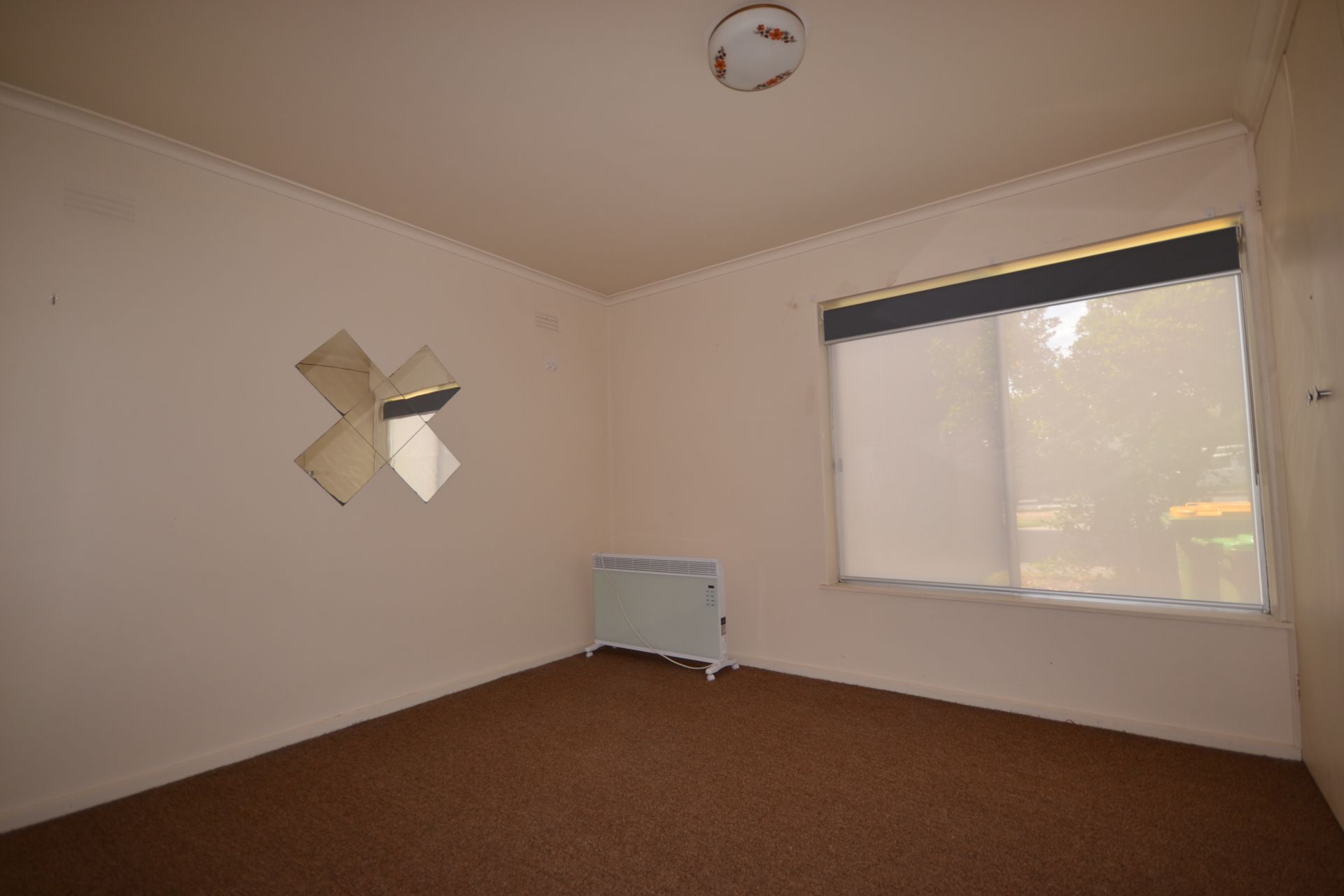 SPACE LIGHT AND COMFORABLE LIVING IN A SUPERB LOCATION