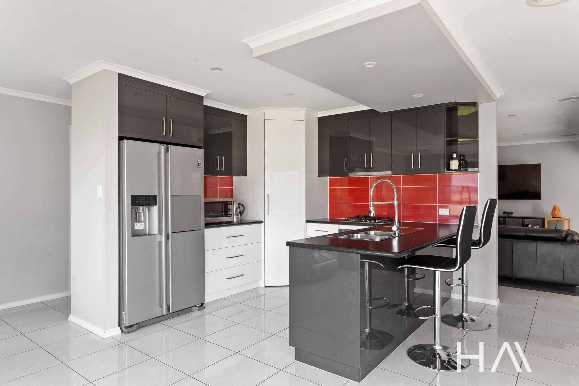 9 Minerva Drive Perth, Perth - Thumbnail 3