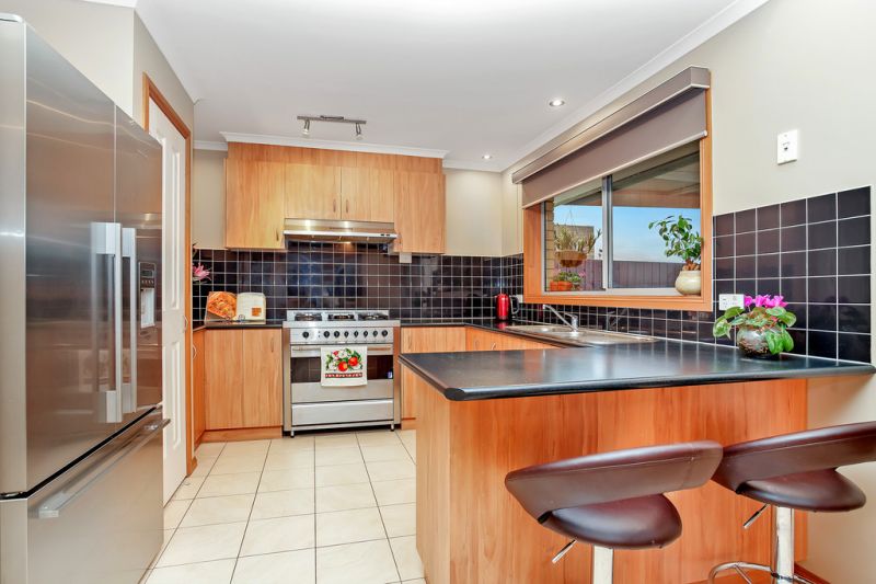 1 Hammond court, Altona Meadows - Thumbnail 5