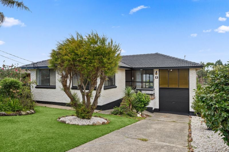 Real Estate For Sale 31 Girvan Crescent Corrimal , NSW