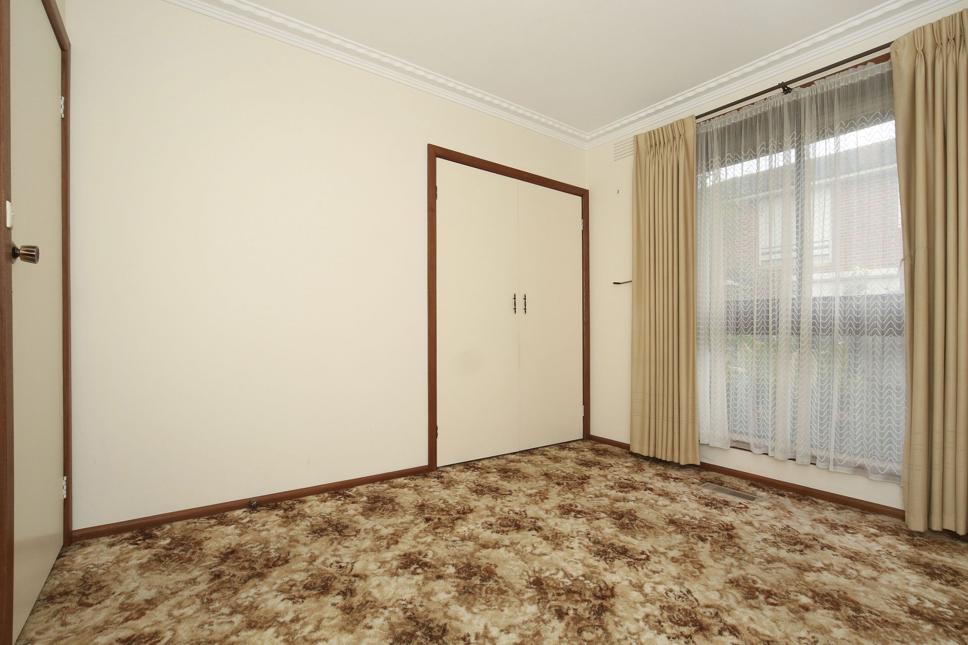 Spacious living, prime position, what more could you want!
