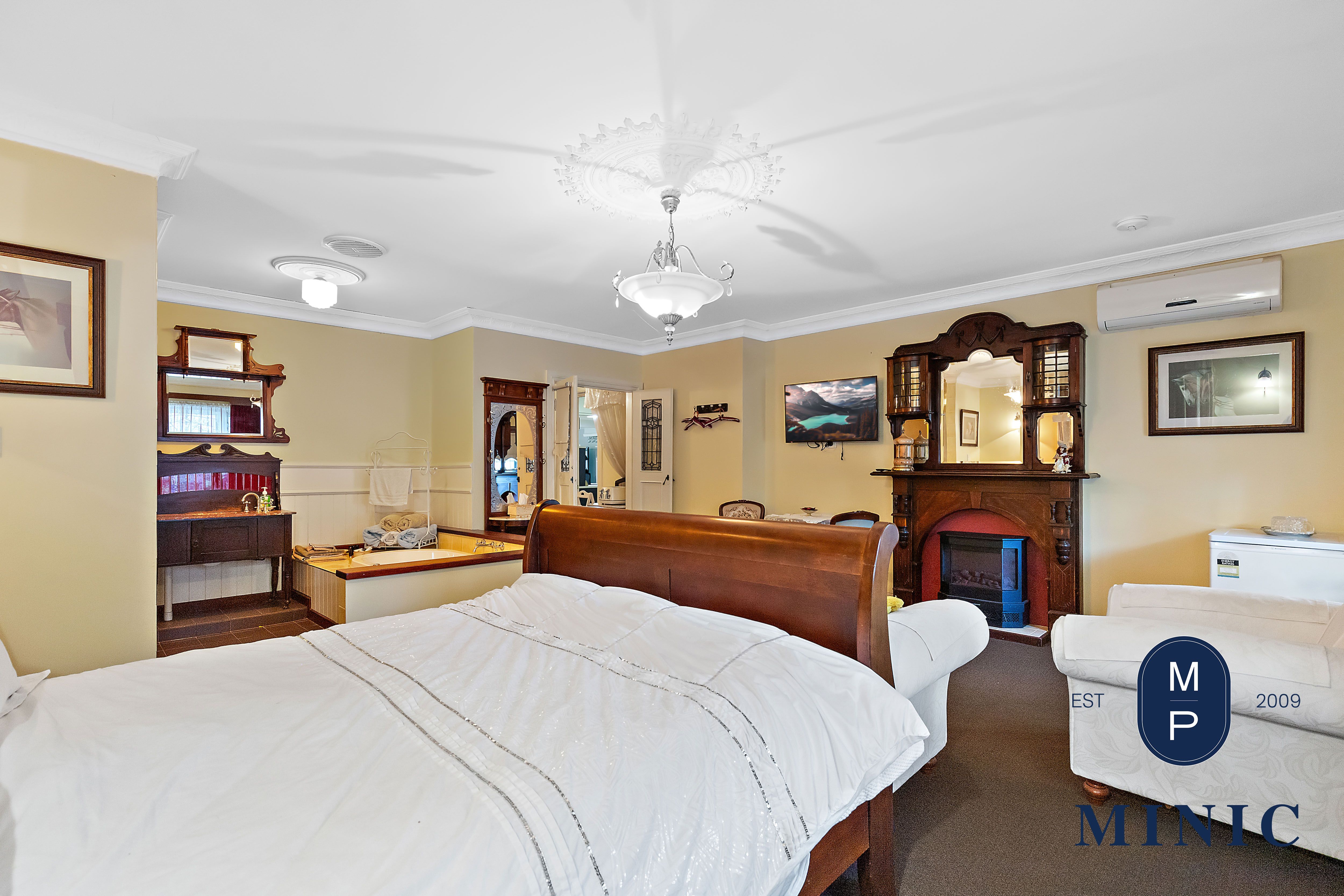 28 Binshaw Avenue, Byford