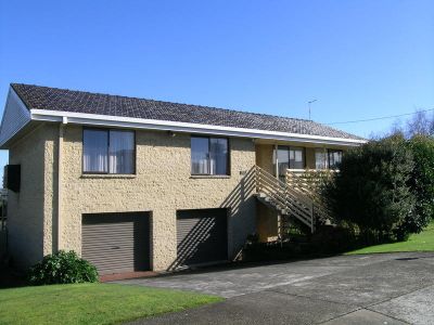 3
 
 
 
  
 
 
 2
 
 
 
  
 
 
 2
 
 
 
 
 
 
 
 23 Tucker Avenue, DEVONPORT TAS 7310, Devonport - Thumbnail 2