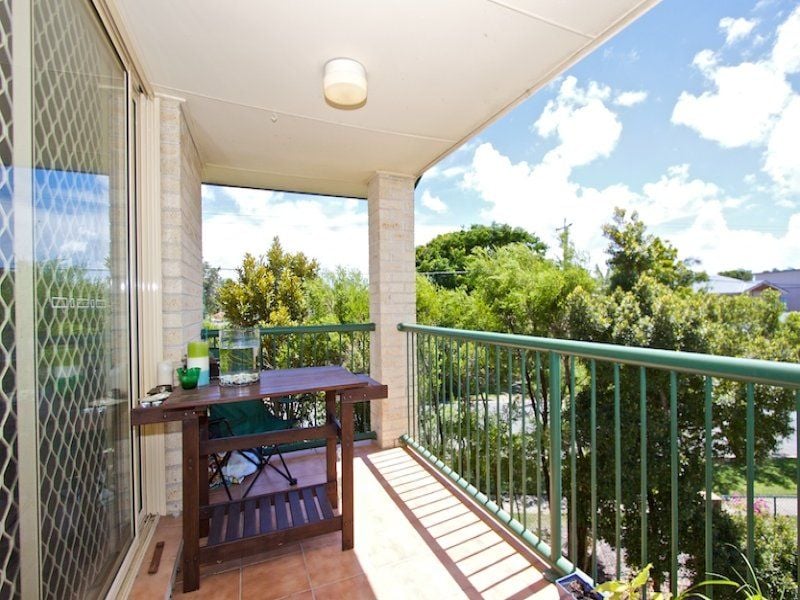 51/22 Binya Avenue, KIRRA, To The Beach & Under $300k! - Thumbnail 2