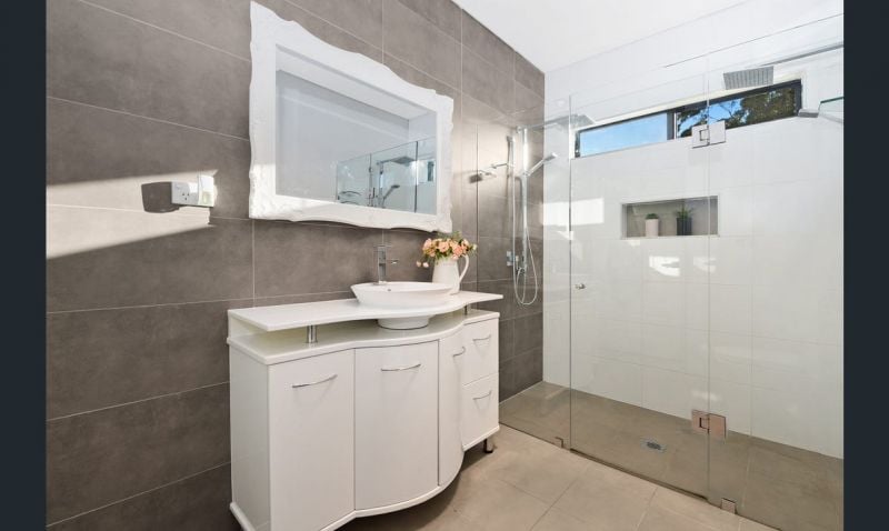 83 Rawson Road, Guildford