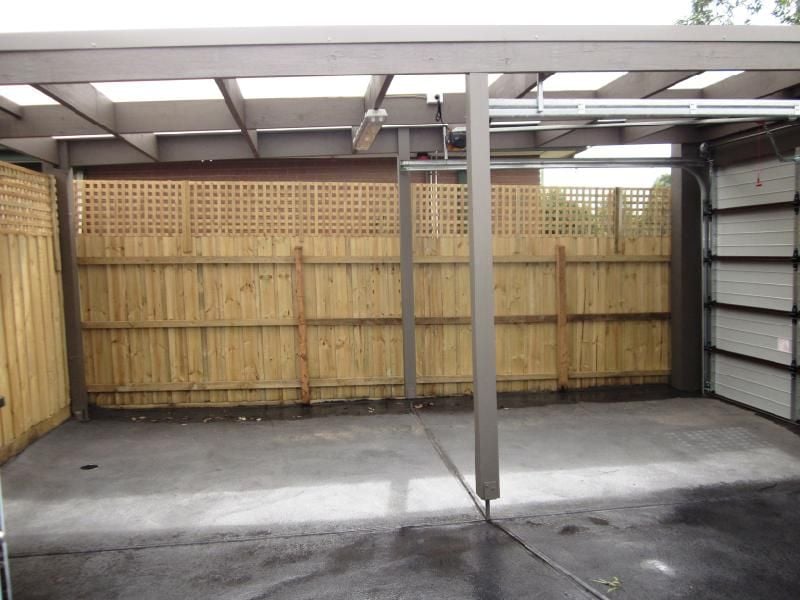MODERN UNIT IN PRIME LOCATION