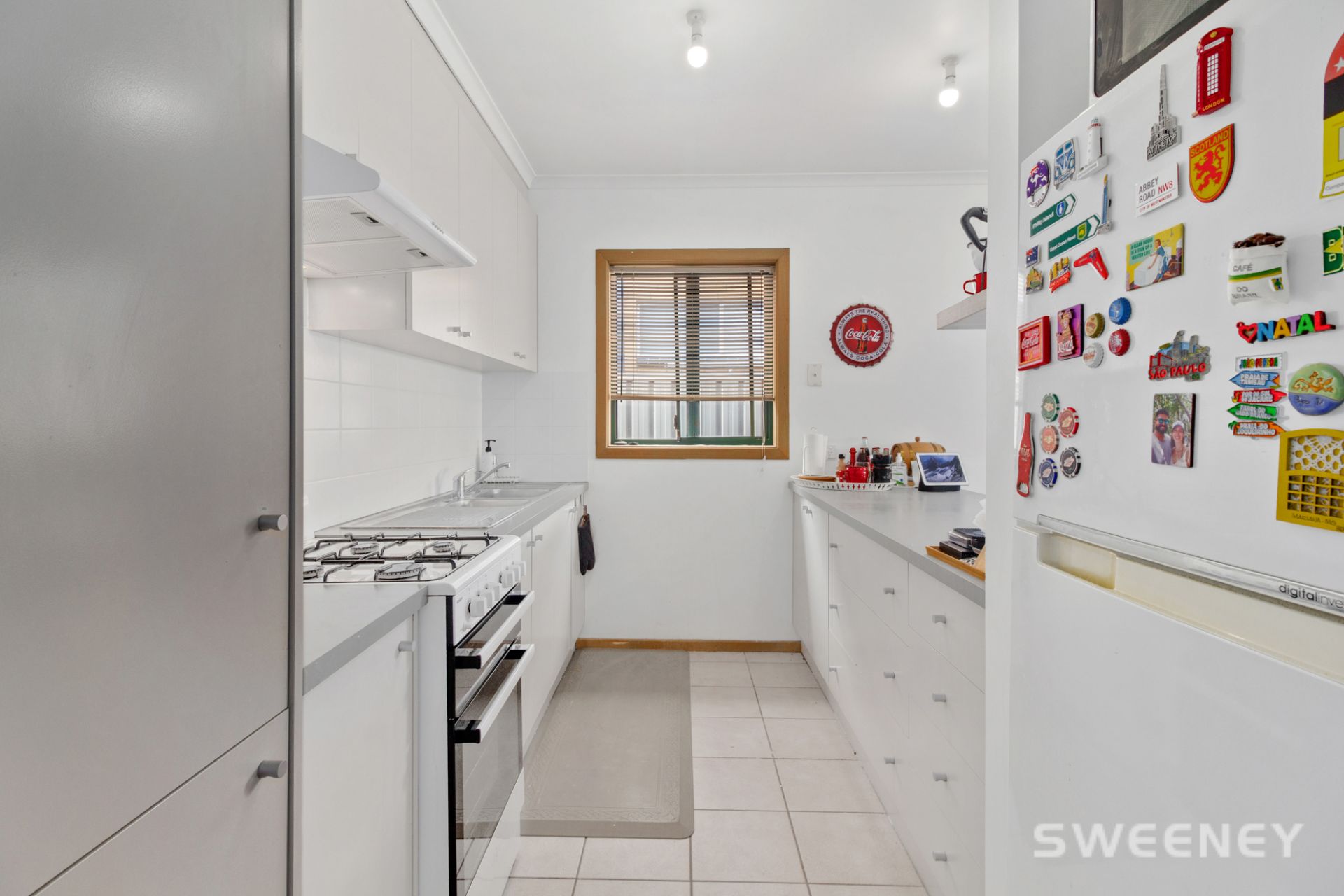 32 Railway Street South, Altona - Thumbnail 3
