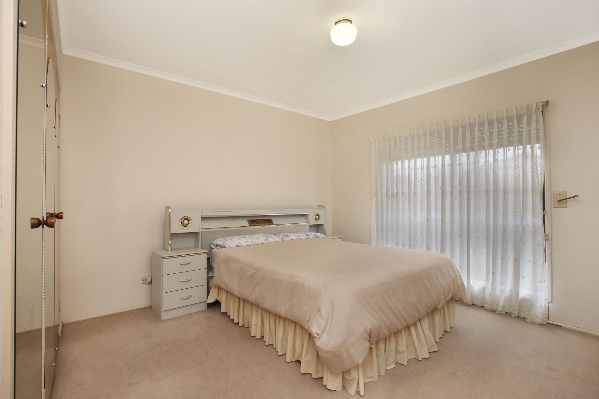 AFFORDABLE OPPORTUNITY, DESIRABLE LOCATION