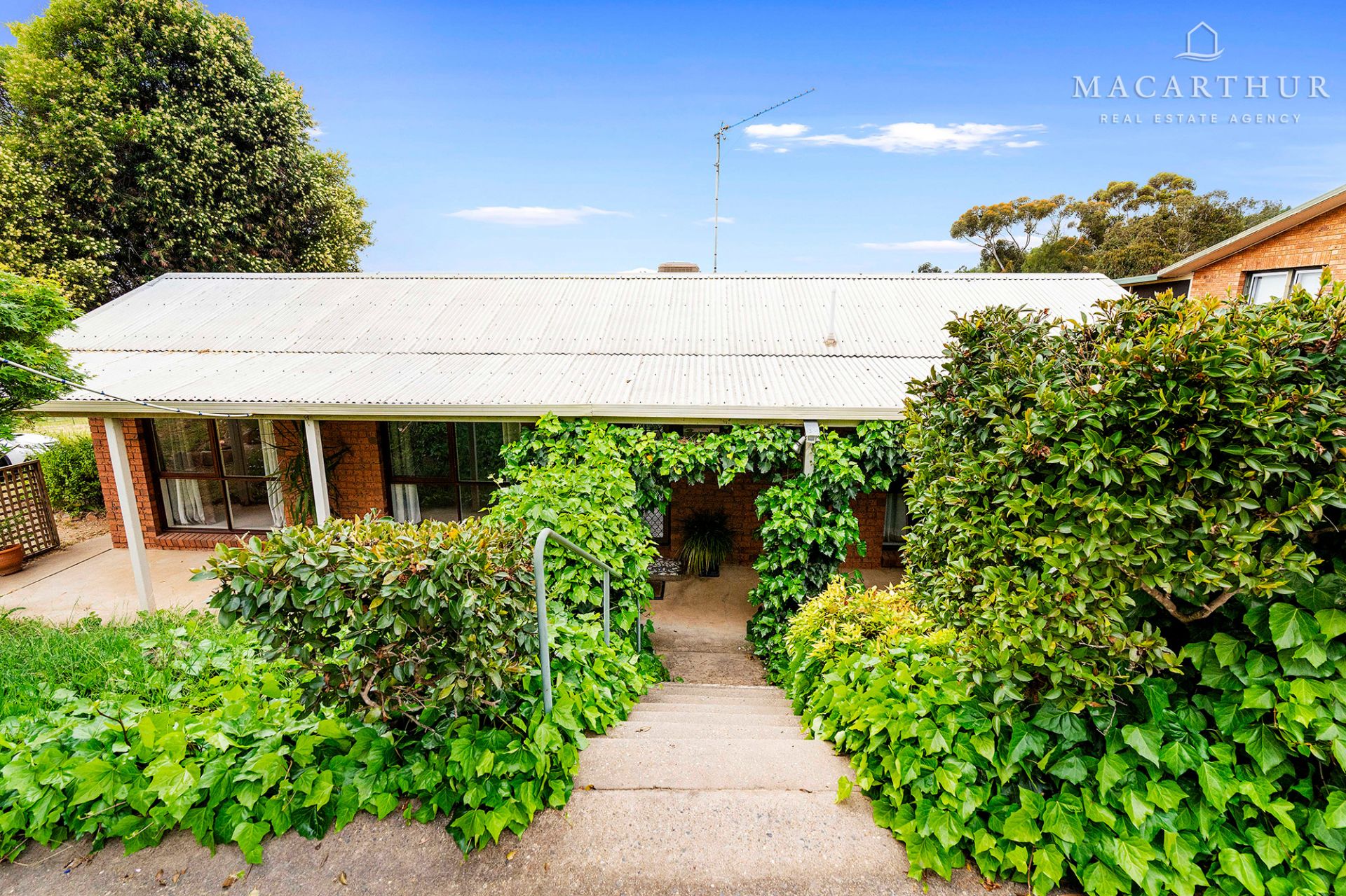 101 Lake Albert Road, Kooringal Macarthur Real Estate Agency