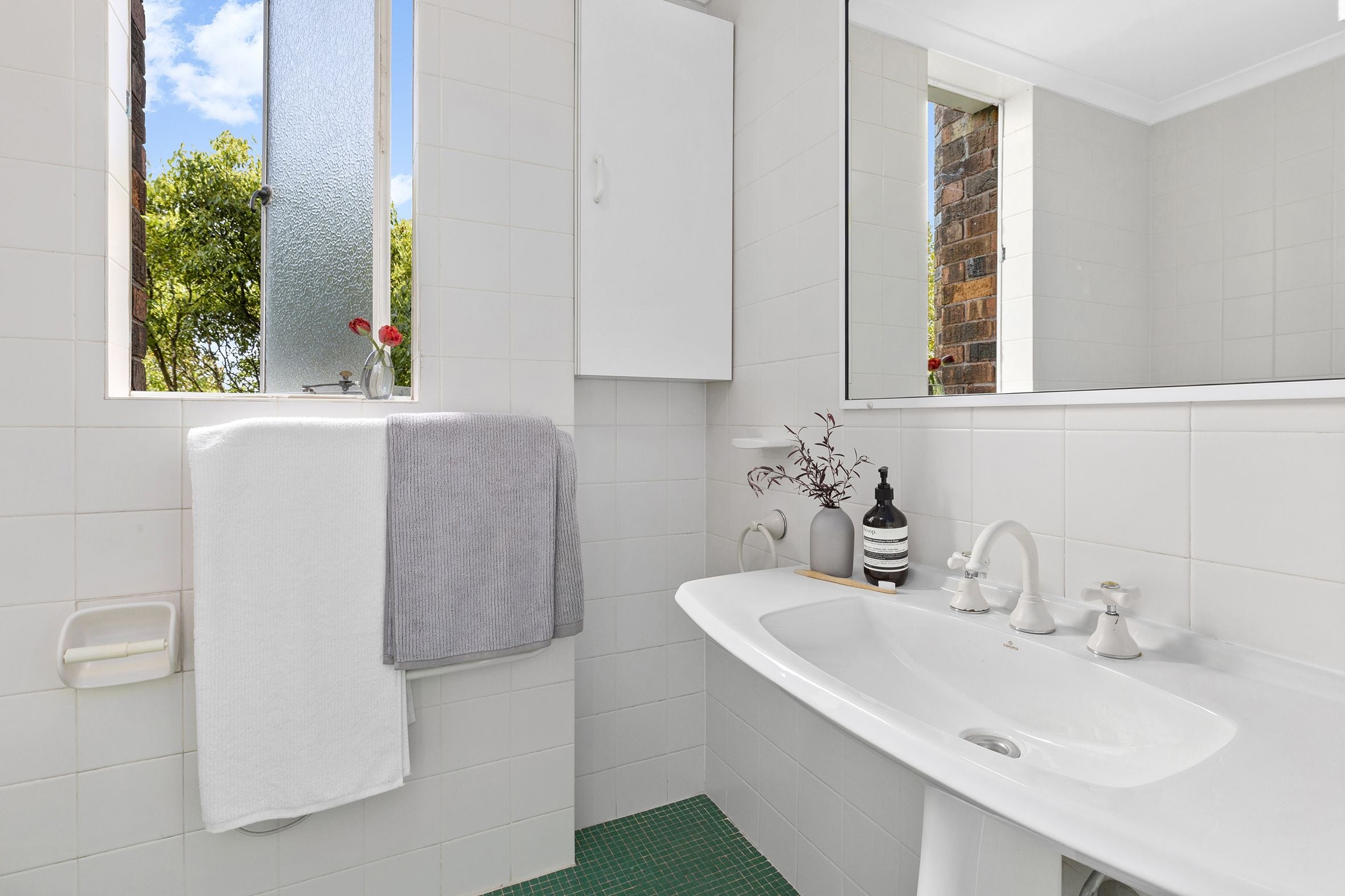 Sold 61/8 Birtley Place Elizabeth Bay , NSW 2011