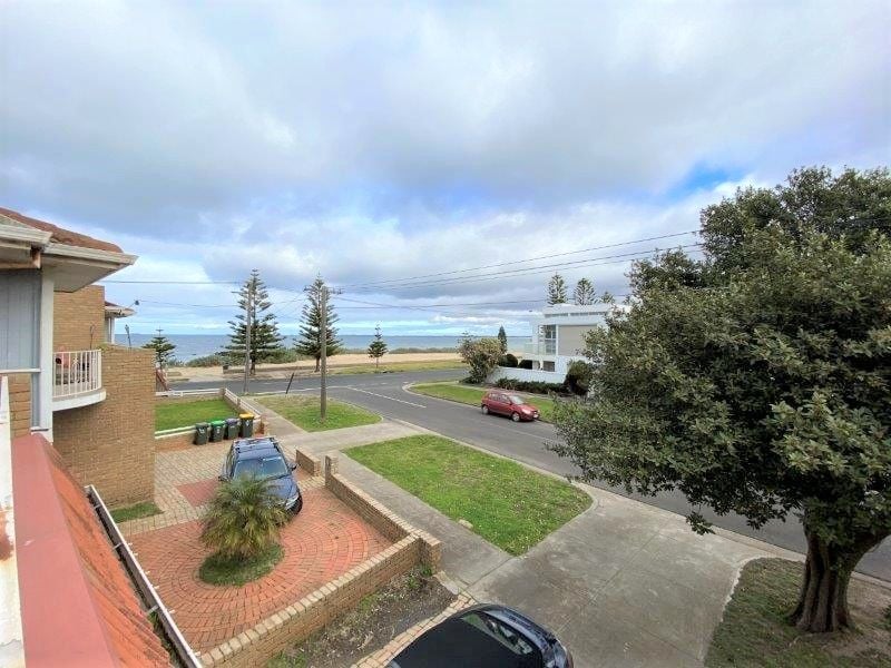 3/97 Esplanade, ALTONA Sweeney Estate Agents