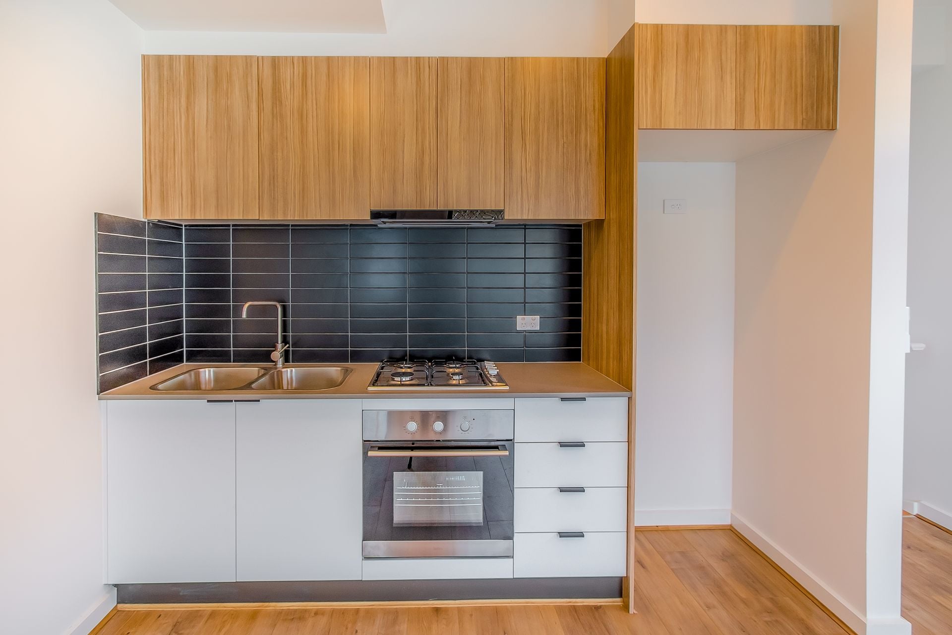 LUXURY LIVING!