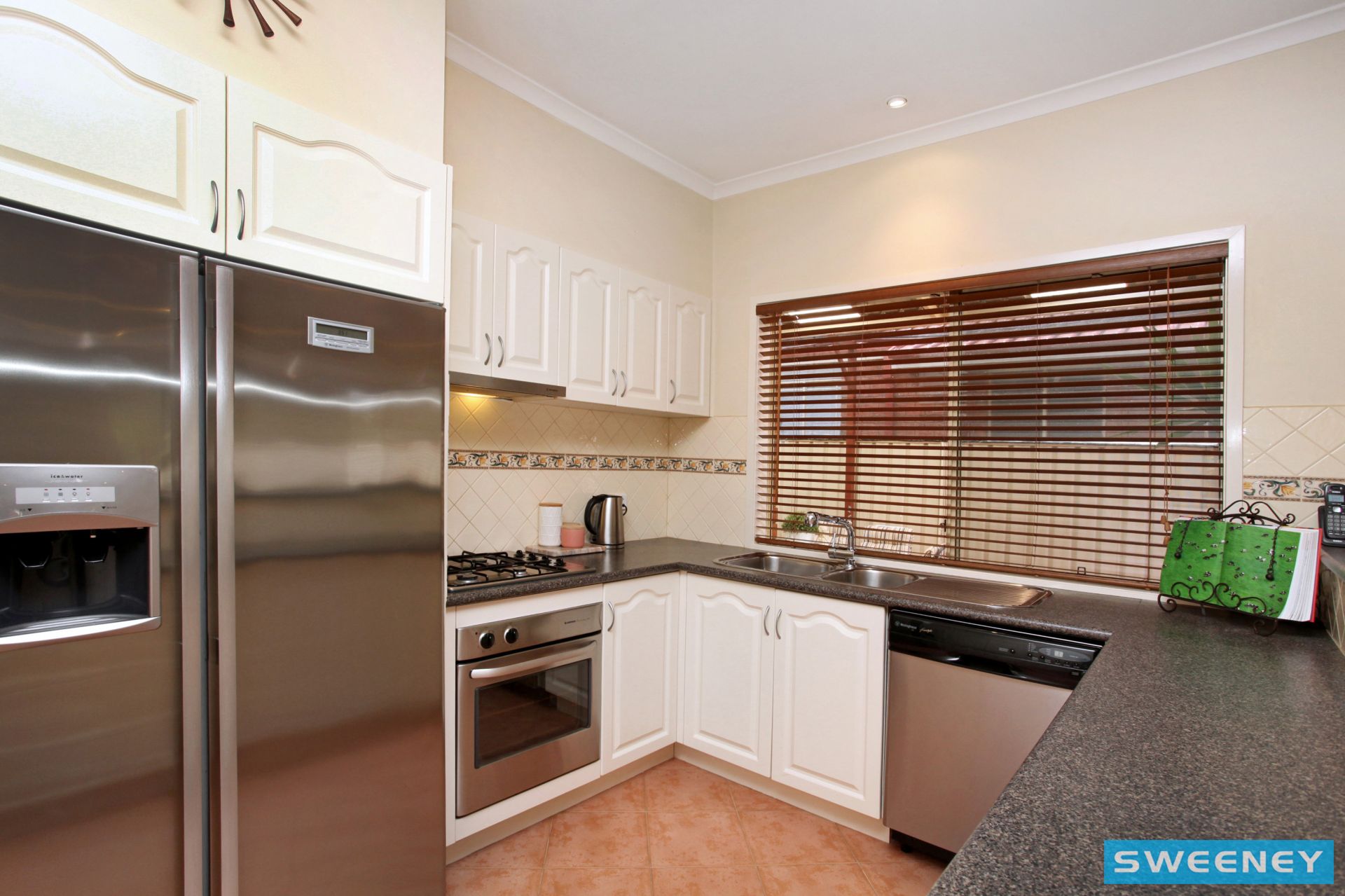 7 Wavertree Avenue, Caroline Springs - Thumbnail 3