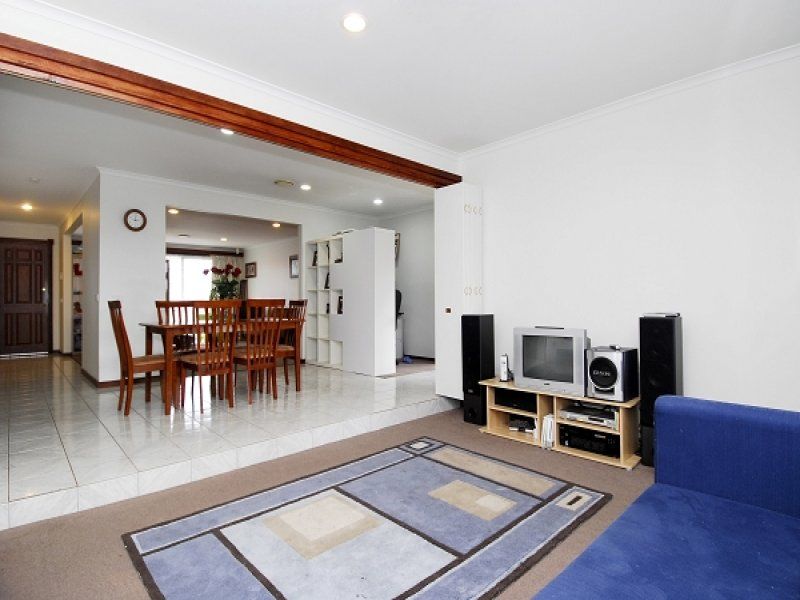39 Tatman Drive, Altona Meadows - Thumbnail 5