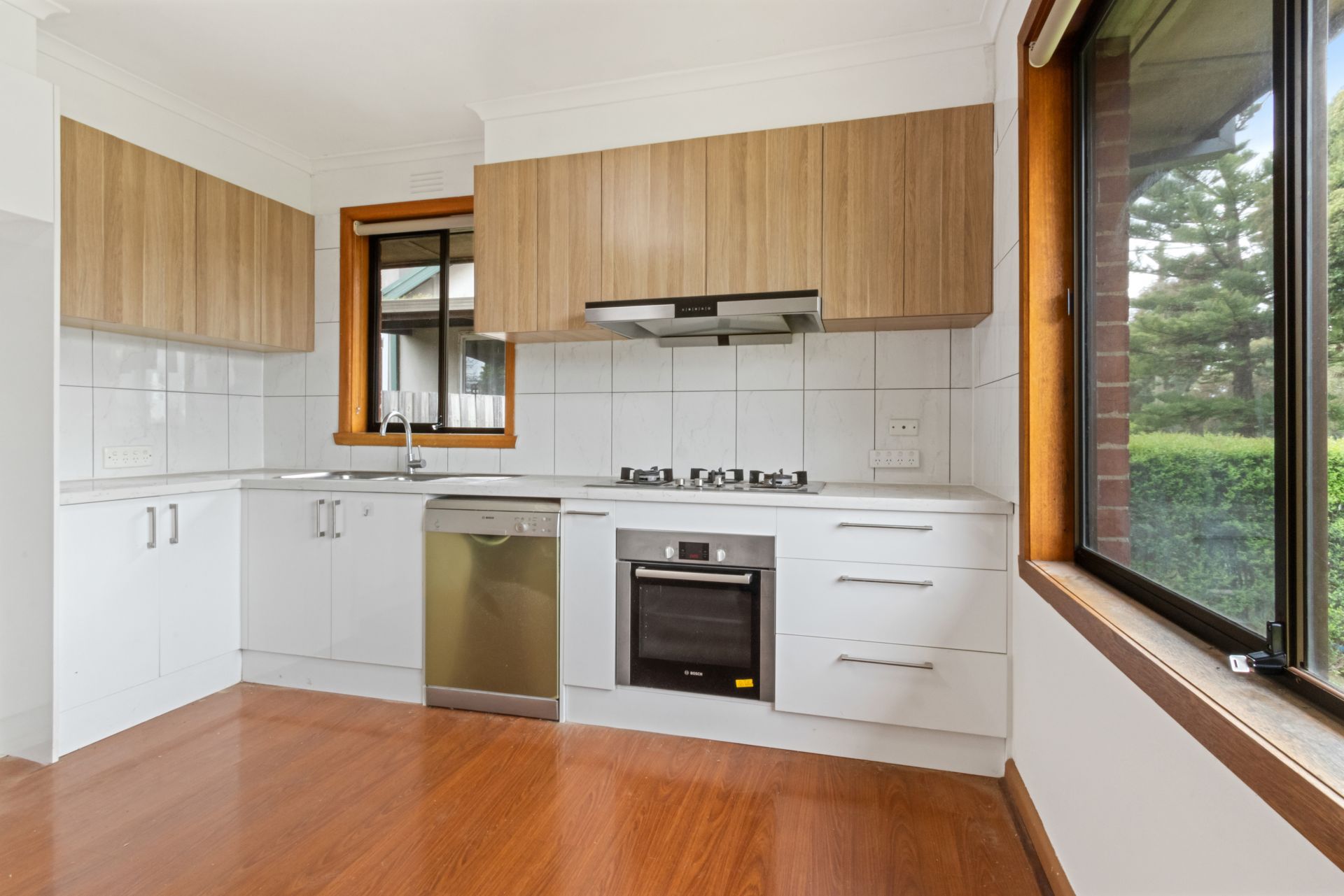 3 Bedroom House with Big Backyard!