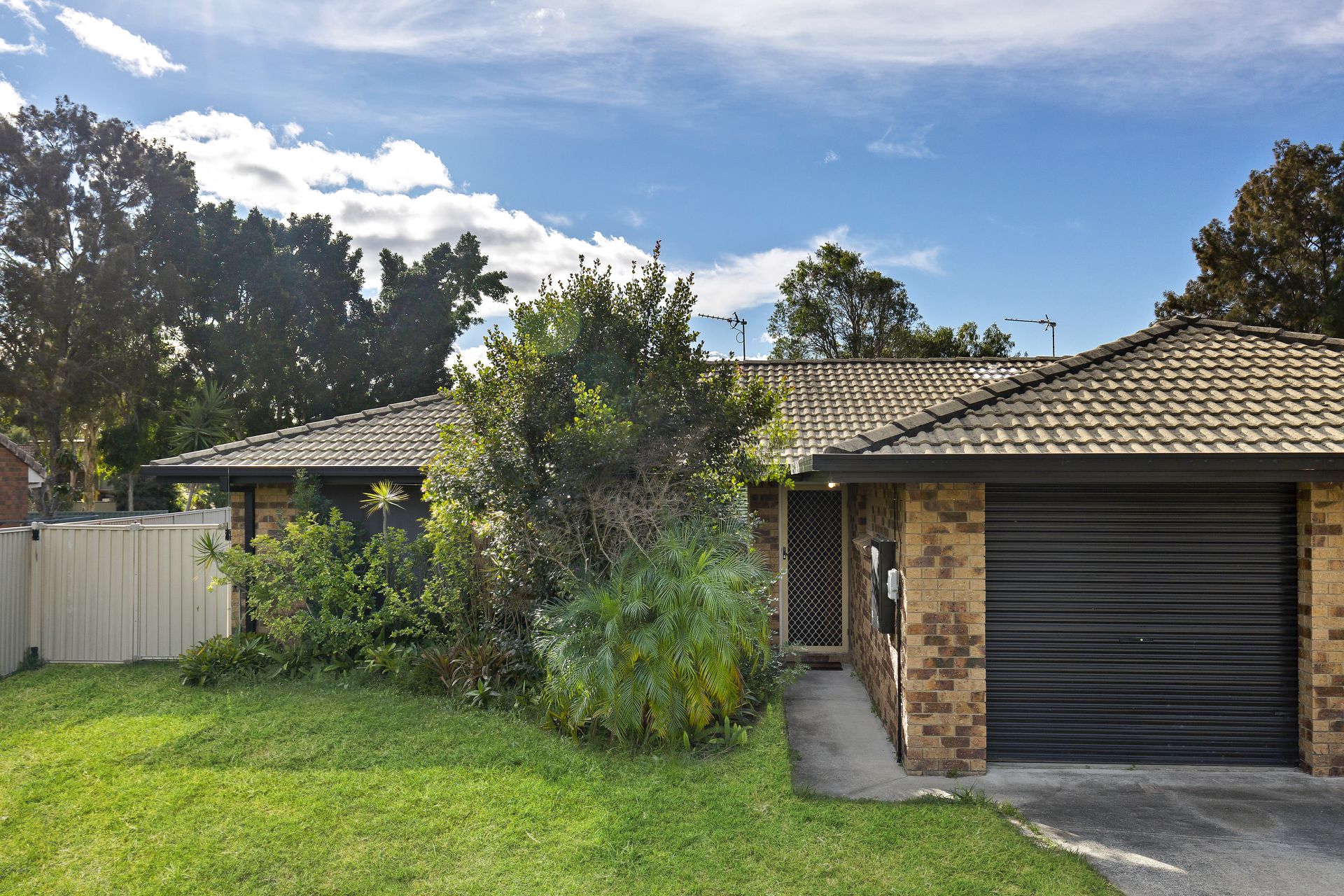 Real Estate For Sale 2/16 Goldwyn Way Oxenford , QLD