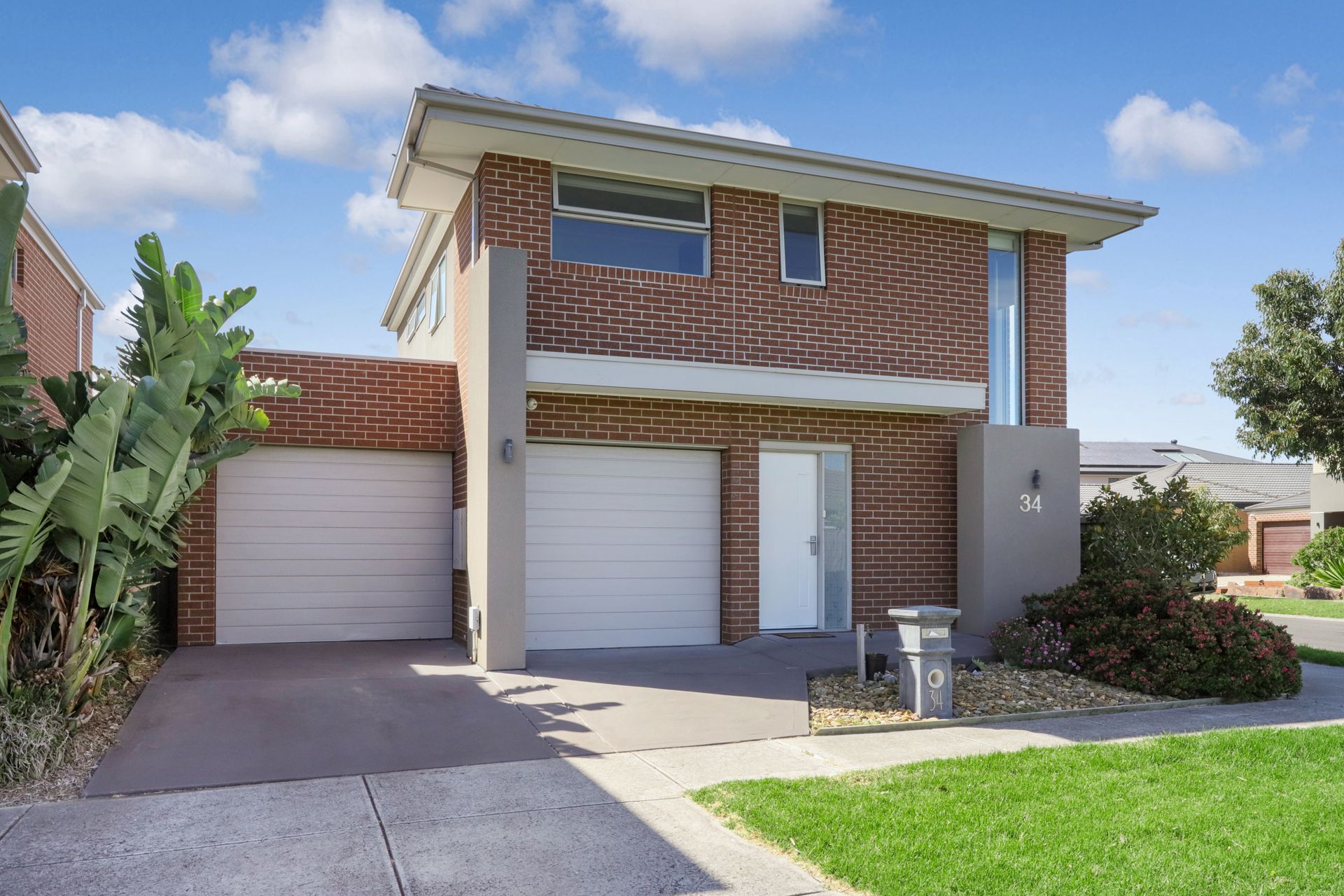 34 Jansar Street Point Cook VIC, Point Cook - Thumbnail 2