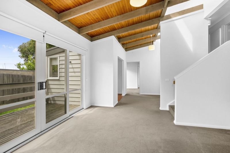 1/17 Emperor Drive Ocean Grove , VIC 3226 Townhouse For Lease