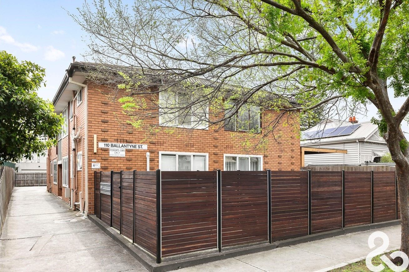 Perfectly Positioned One Bedroom Apartment!