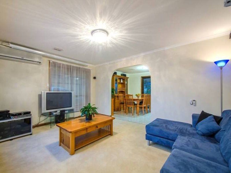 4 Davidson Court, Altona Meadows - Thumbnail 4