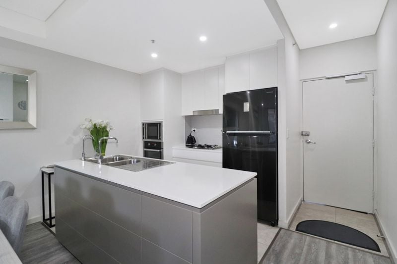 Level 2/202/10-12 French Avenue Bankstown NSW, Bankstown - Thumbnail 2