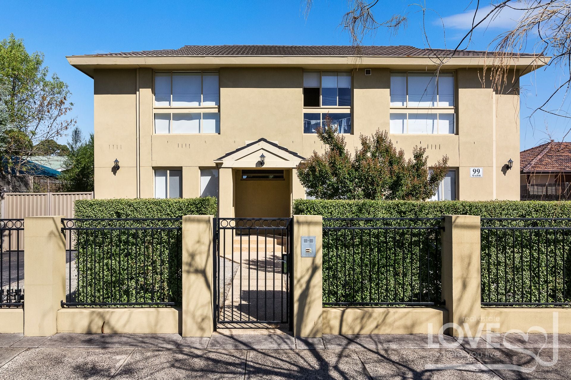 Apartment Living on a Tree-Lined Street!