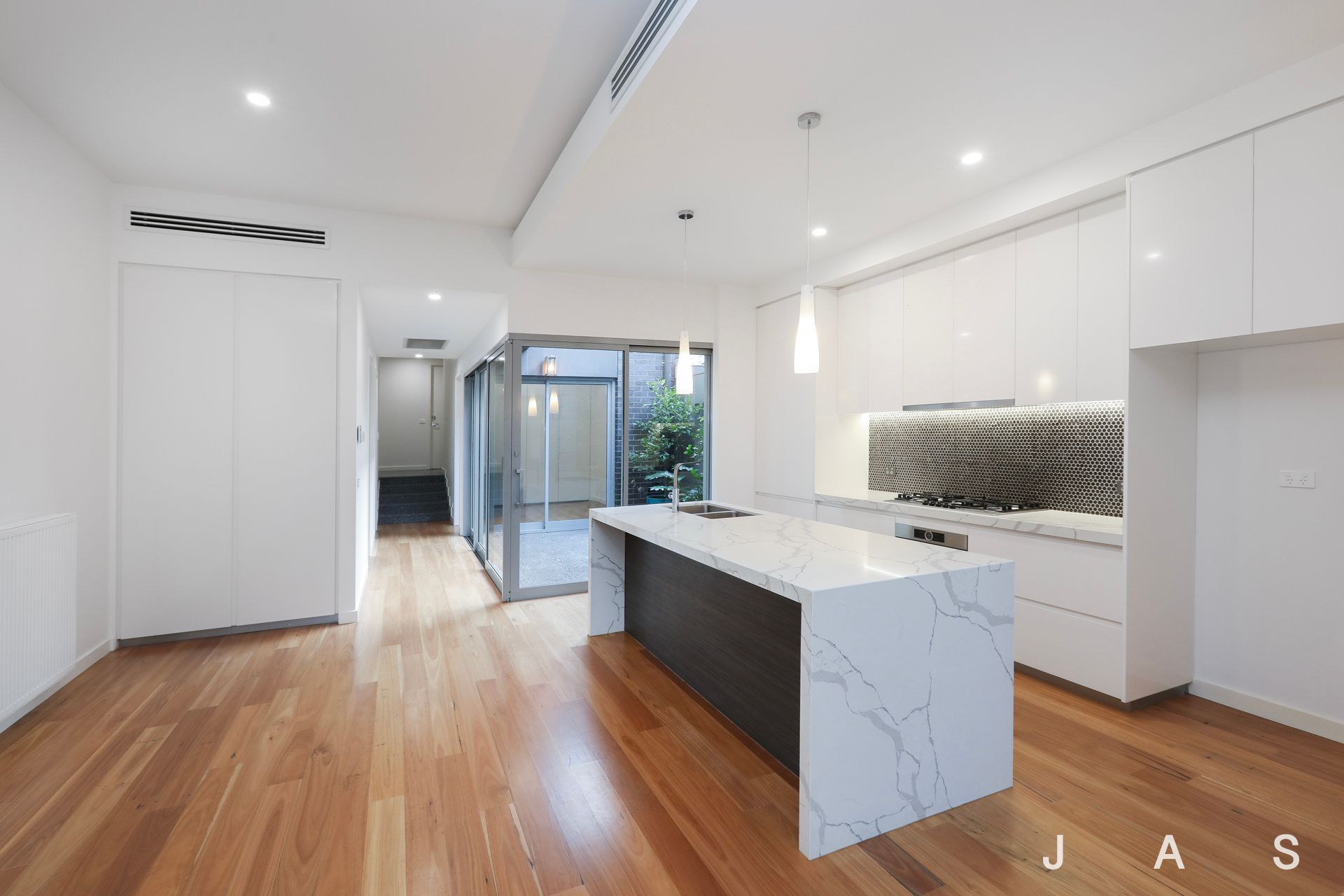 3a Morven Sreet Yarraville VIC, Yarraville - Thumbnail 4