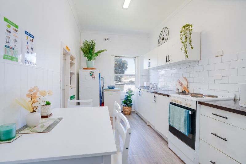 320 David Street, South Albury, Albury - Thumbnail 4