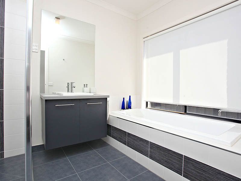 4 Rothesay Avenue, Derrimut - Thumbnail 7