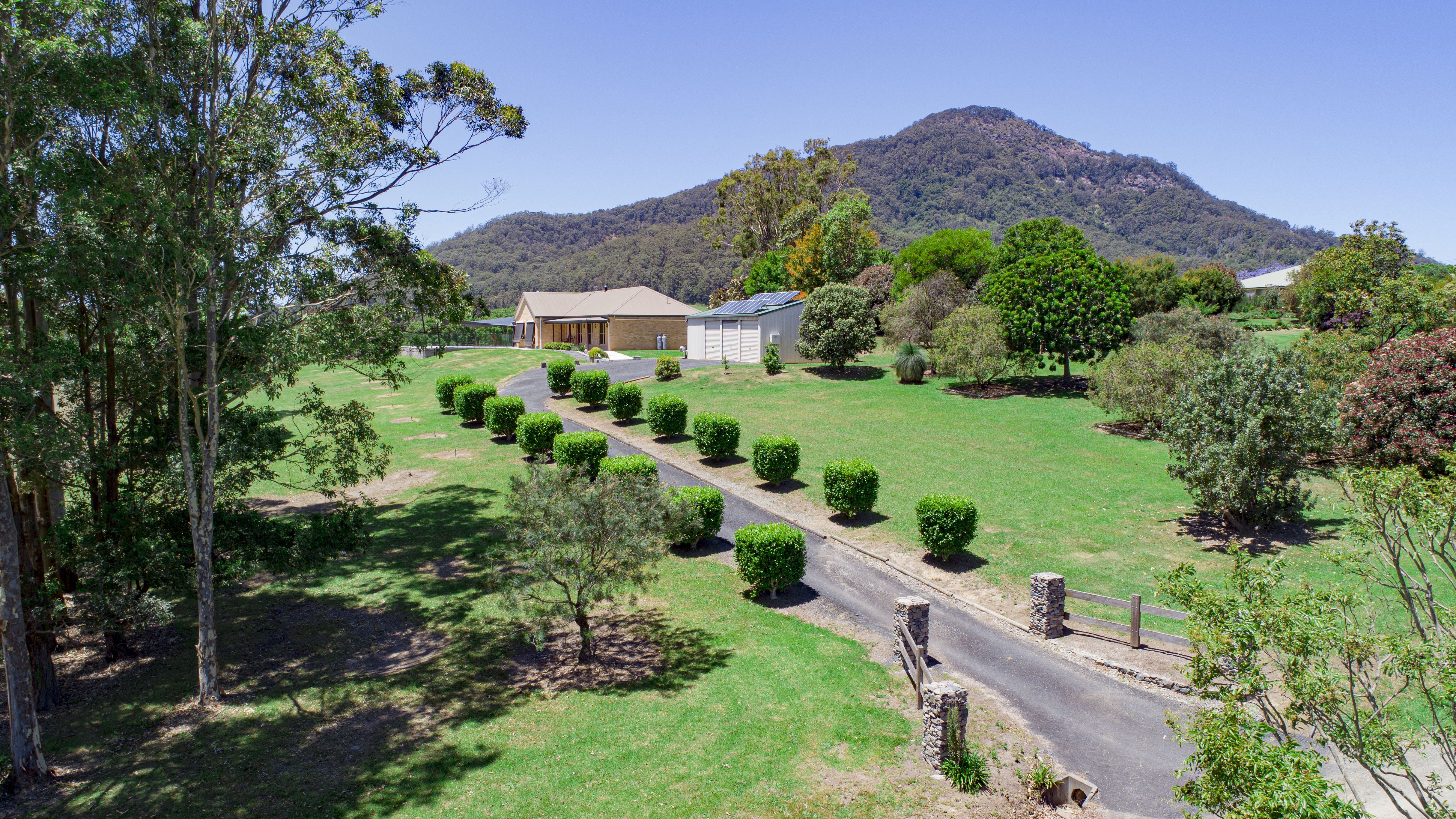 22 Crosses Lane, STEWARTS RIVER NSW 2443