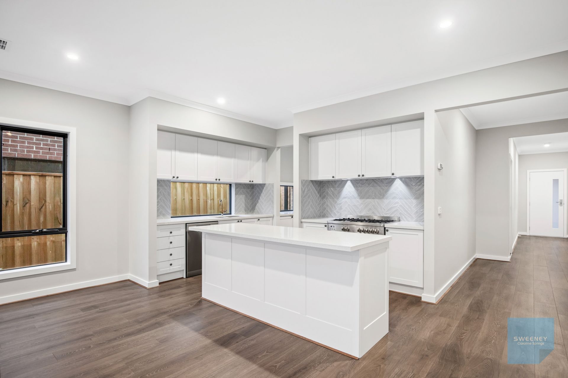 18 Senise Street, Fraser Rise - Thumbnail 5