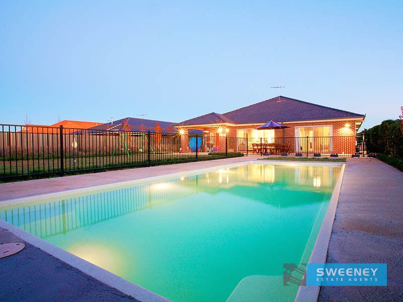 7 McCubbin Court, Point Cook - Thumbnail 3