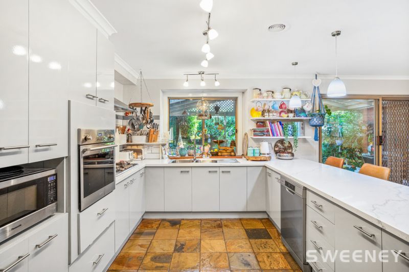 19 Markey Court, Altona Meadows - Thumbnail 3