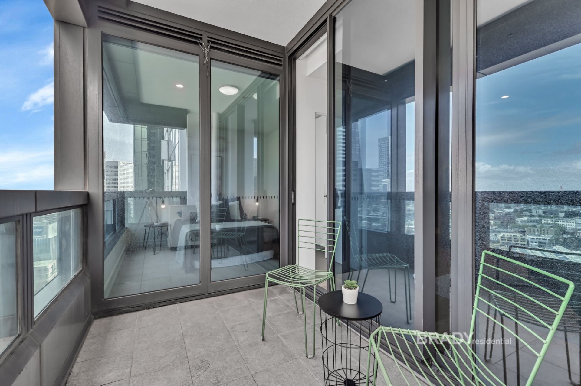 2105/500 Elizabeth Street MELBOURNE VIC, Melbourne - Thumbnail 2