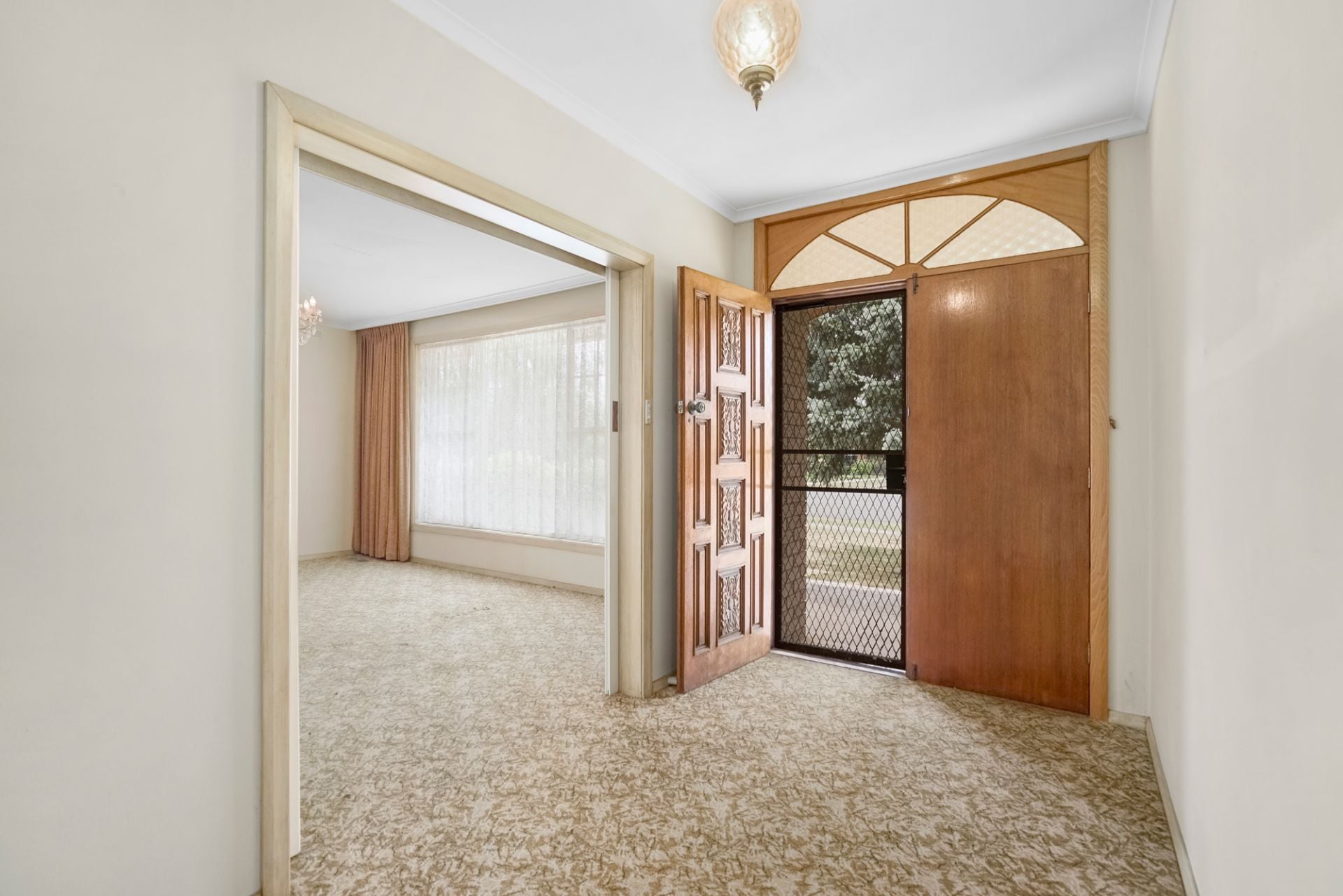 13 Browns Parade, Wendouree, Wendouree - Thumbnail 7