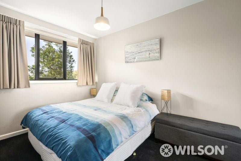 6/133 Brighton Road, Elwood