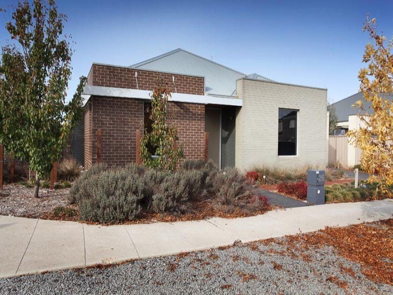26 Croft Street, Caroline Springs - Thumbnail 2