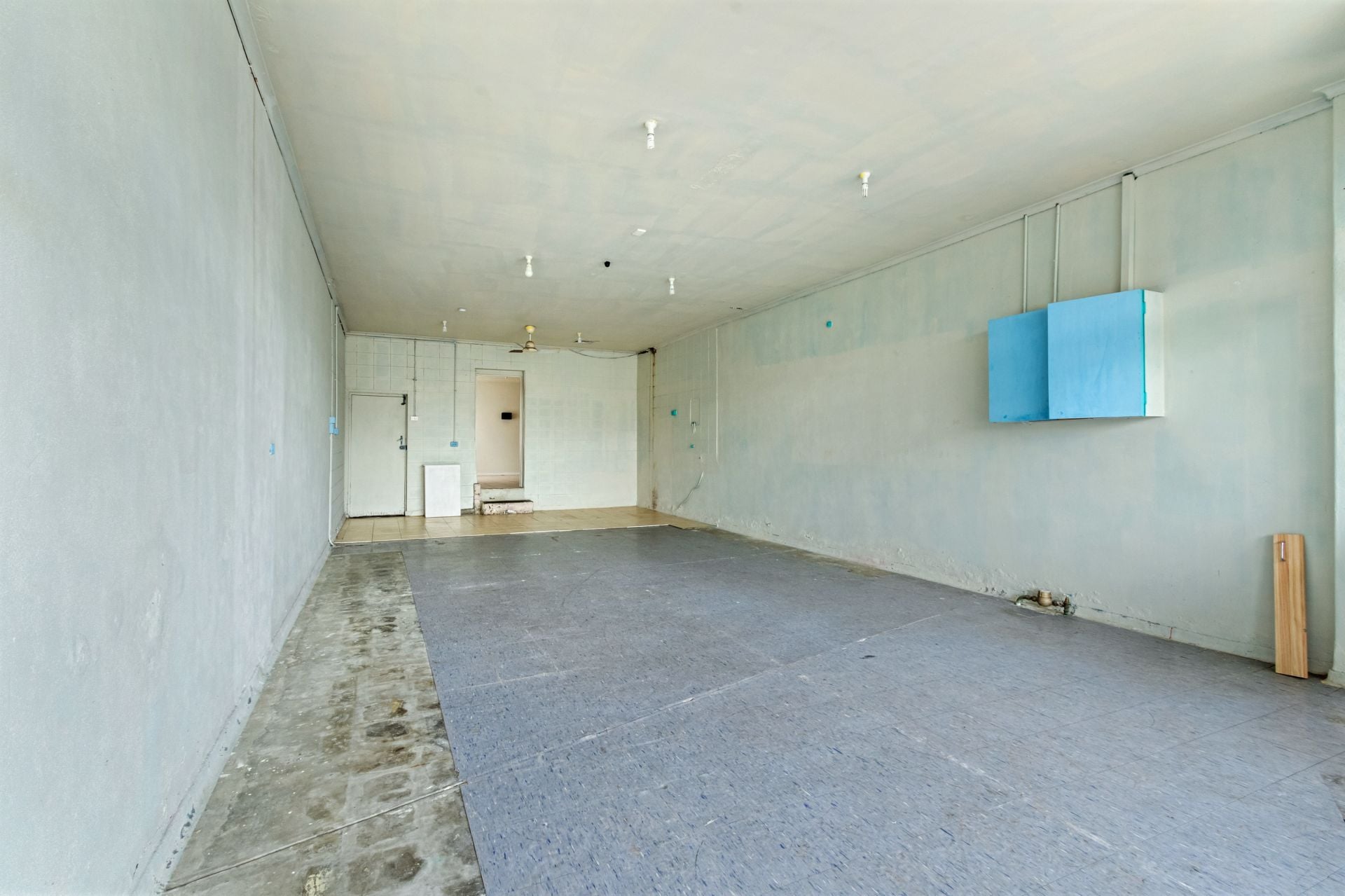 VERSATILE COMMERCIAL SPACE WITH GREAT EXPOSURE