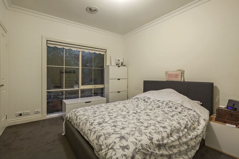 2/2 Ursula Street, Box Hill North - Thumbnail 7