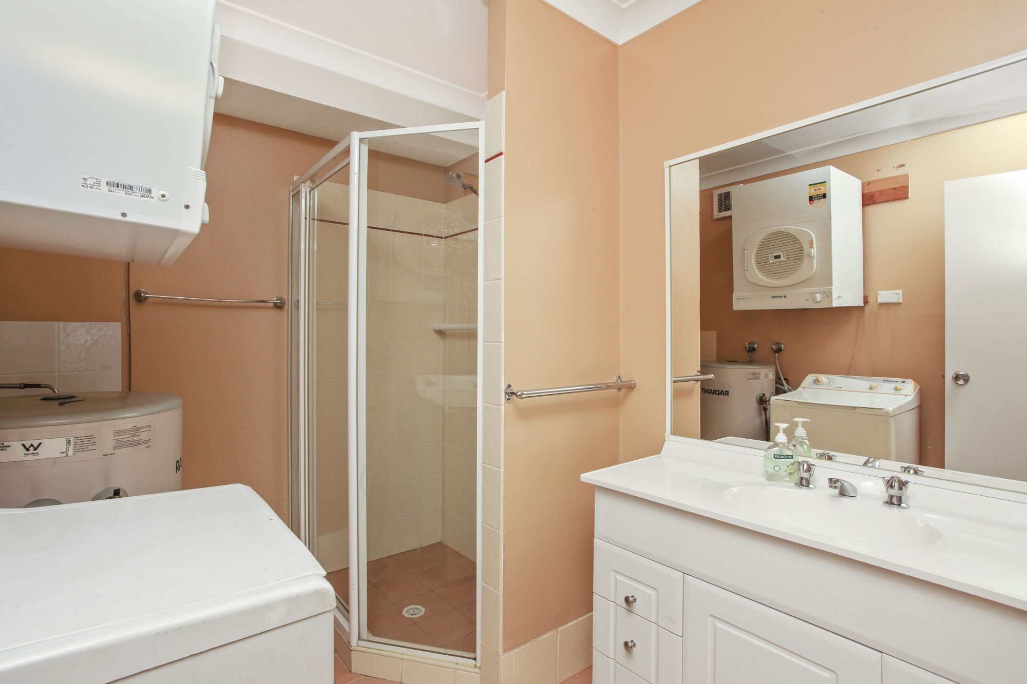 9/32 Springwood Avenue Springwood 2777