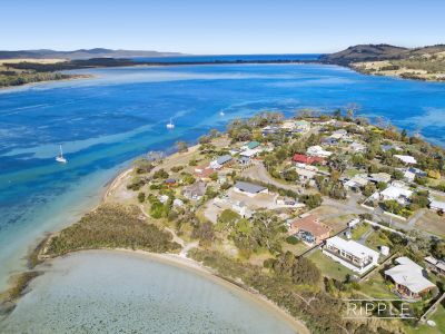 Waterfront Pipeclay Lagoon Property