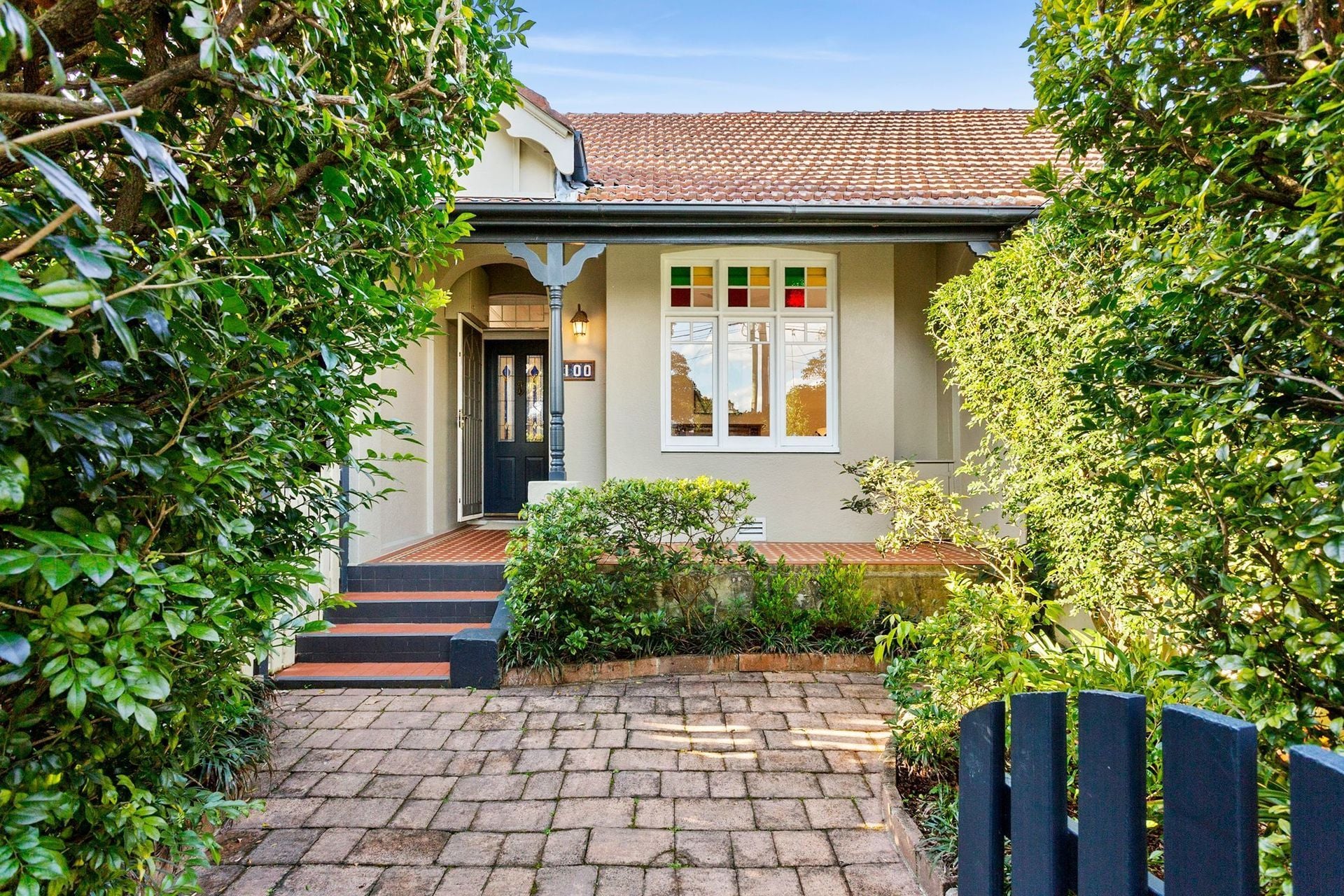 100 Ernest Street, Crows Nest - Image 1