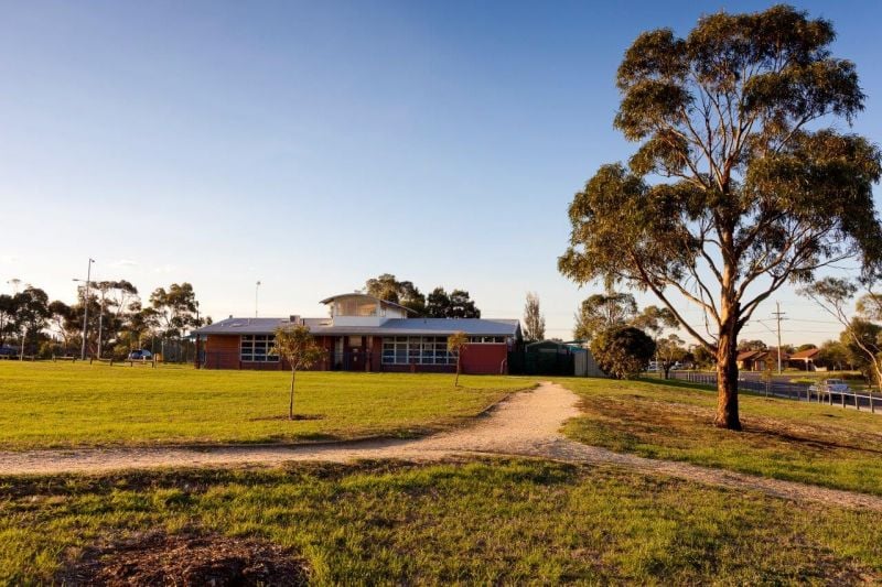 67 Henry Drive, ALTONA MEADOWS Sweeney Estate Agents